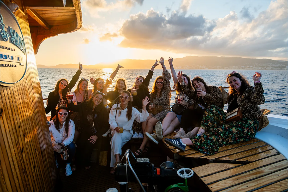 Sunset Cruise with DJ 4