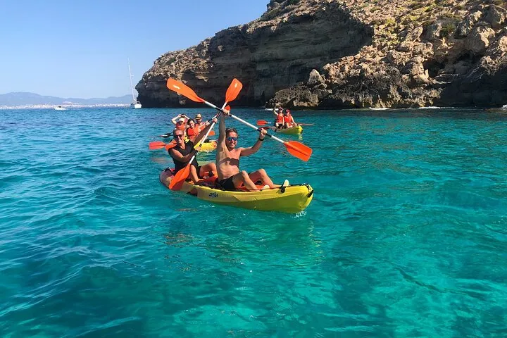 Sea Caves Kayak Tour 3