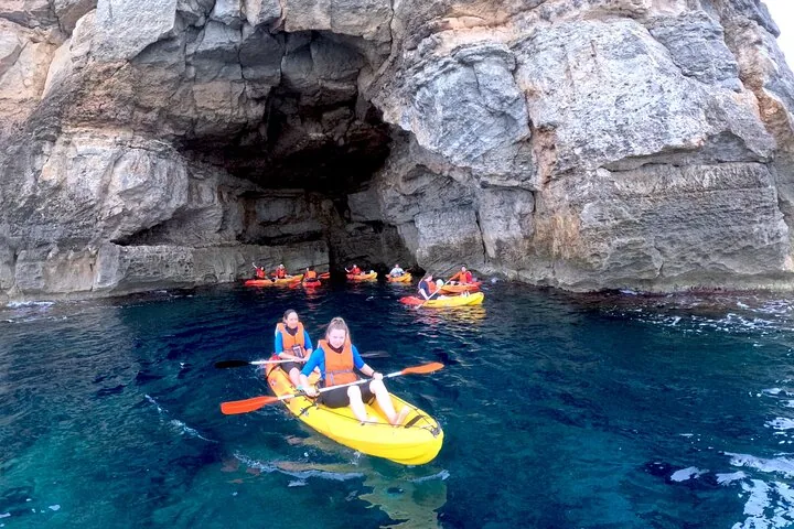 Sea Caves Kayak Tour 4